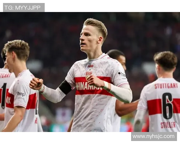 足球明星穿鞋精彩瞬间合集让你领略球场风采与时尚魅力